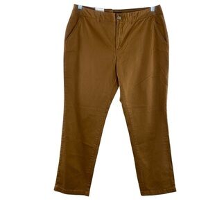 NWT Tommy Hilfiger Women’s Classic Style‎ Brown Chinos Sz 16